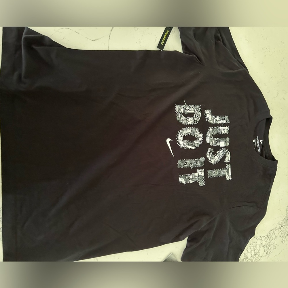Nike Tee